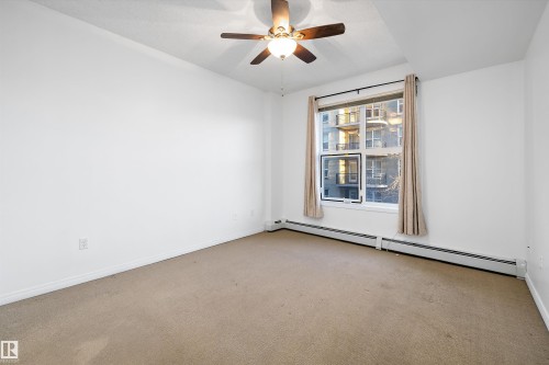 1-208 4245 139 Avenue, Edmonton, AB - Indoor Photo Showing Other Room