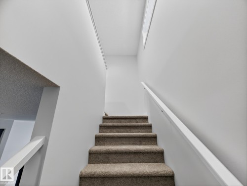 301 Brae Way, Leduc, AB - Indoor Photo Showing Other Room