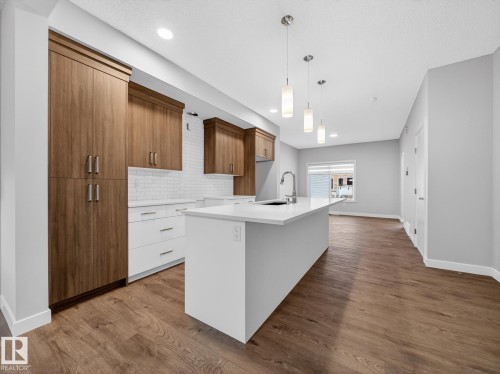 301 Brae Way, Leduc, AB - Indoor Photo Showing Kitchen