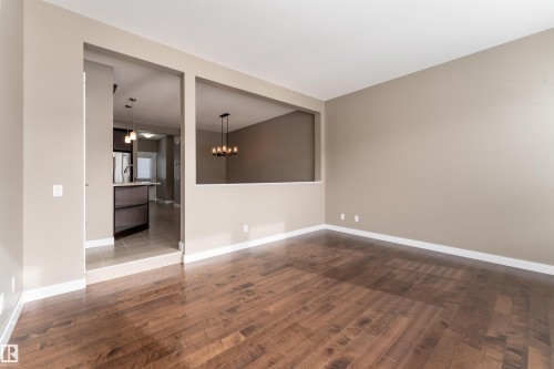 4217 Prowse Way, Edmonton, AB - Indoor Photo Showing Other Room