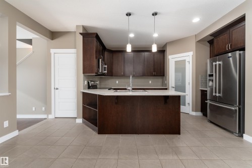 4217 Prowse Way, Edmonton, AB - Indoor Photo Showing Kitchen