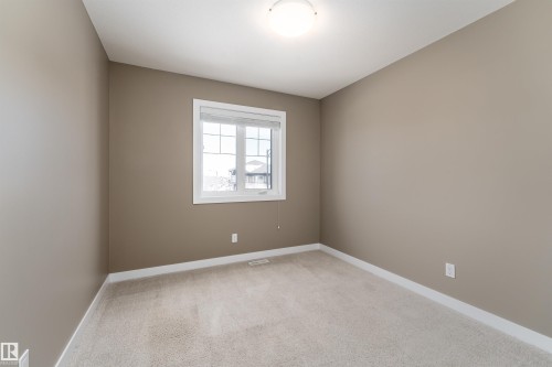 4217 Prowse Way, Edmonton, AB - Indoor Photo Showing Other Room