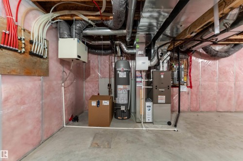 4217 Prowse Way, Edmonton, AB - Indoor Photo Showing Basement