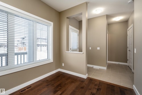 4217 Prowse Way, Edmonton, AB - Indoor Photo Showing Other Room