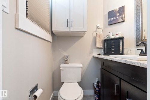 12116 148 Avenue, Edmonton, AB - Indoor Photo Showing Bathroom