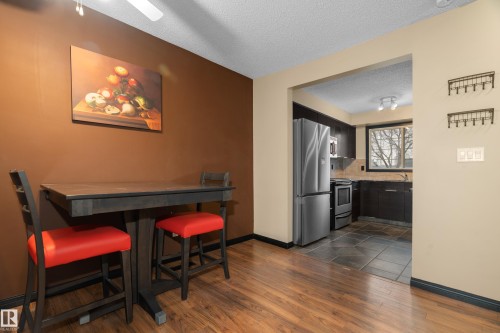 3511 43 Avenue, Edmonton, AB - Indoor Photo Showing Dining Room