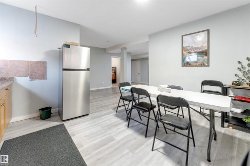 3139 34B Avenue, Edmonton, AB - Indoor