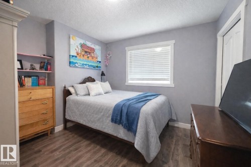 29 Walters Court, Leduc, AB - Indoor Photo Showing Bedroom