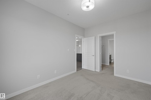405 812 Welsh Drive, Edmonton, AB - Indoor Photo Showing Other Room