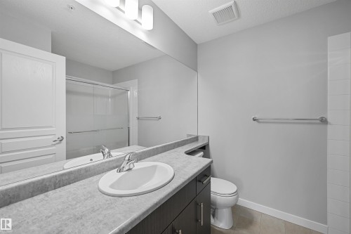 405 812 Welsh Drive, Edmonton, AB - Indoor Photo Showing Bathroom