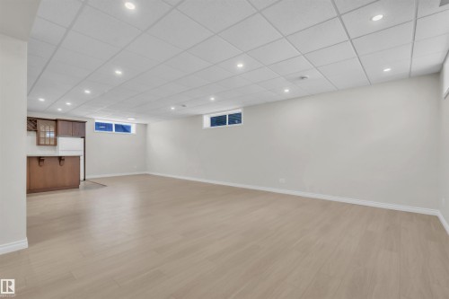 711 21 Street, Cold Lake, AB - Indoor