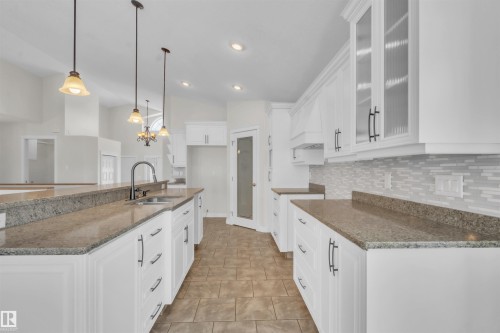 711 21 Street, Cold Lake, AB - Indoor Photo Showing Kitchen With Upgraded Kitchen