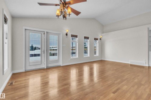 711 21 Street, Cold Lake, AB - Indoor Photo Showing Other Room