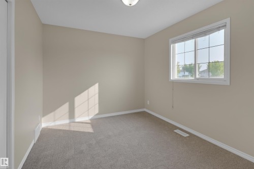 460 Gibb Wynd, Edmonton, AB - Indoor Photo Showing Other Room