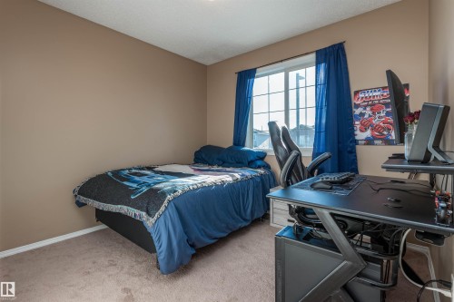 2314 29A Avenue, Edmonton, AB - Indoor Photo Showing Bedroom