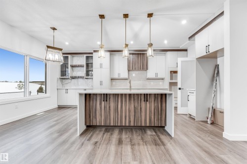136 Creekside Lane, Leduc, AB - Indoor Photo Showing Kitchen