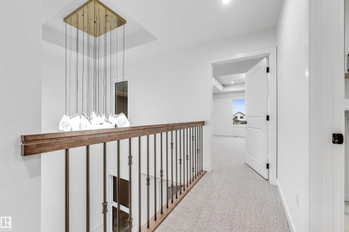 136 Creekside Lane, Leduc, AB - Indoor Photo Showing Other Room