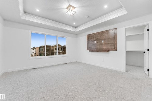 136 Creekside Lane, Leduc, AB - Indoor Photo Showing Other Room