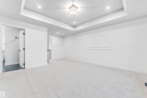 136 Creekside Lane, Leduc, AB - Indoor Photo Showing Other Room