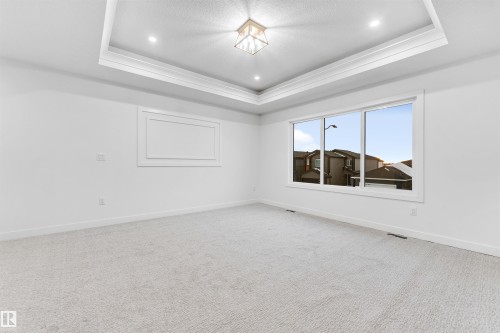 136 Creekside Lane, Leduc, AB - Indoor Photo Showing Other Room