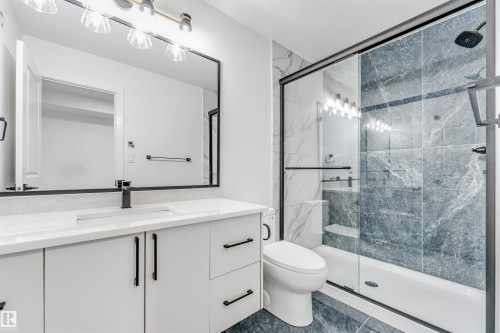 136 Creekside Lane, Leduc, AB - Indoor Photo Showing Bathroom