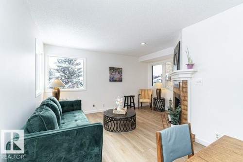 14916 43 Avenue, Edmonton, AB - Indoor Photo Showing Other Room