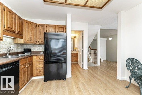 14916 43 Avenue, Edmonton, AB - Indoor Photo Showing Kitchen With Double Sink