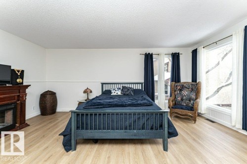 14916 43 Avenue, Edmonton, AB - Indoor Photo Showing Bedroom