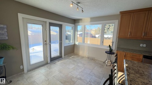 296 Greenoch Crescent, Edmonton, AB - Indoor Photo Showing Other Room