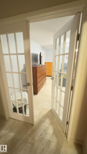 296 Greenoch Crescent, Edmonton, AB - Indoor Photo Showing Other Room