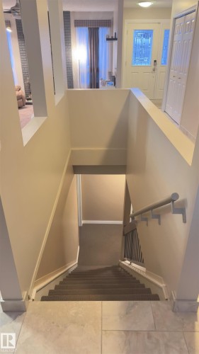 296 Greenoch Crescent, Edmonton, AB - Indoor Photo Showing Other Room