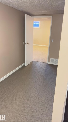 296 Greenoch Crescent, Edmonton, AB - Indoor Photo Showing Other Room