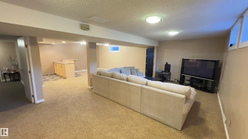 296 Greenoch Crescent, Edmonton, AB - Indoor Photo Showing Basement