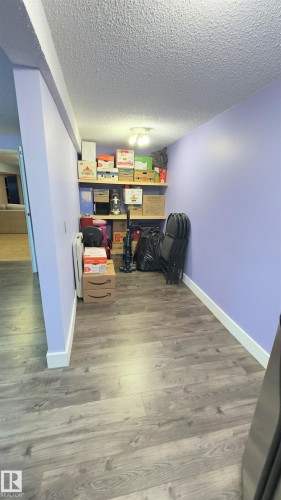 296 Greenoch Crescent, Edmonton, AB - Indoor Photo Showing Other Room