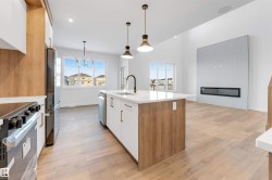 8 MEADOWGROVE Landing  Spruce Grove, AB T7X 0W2