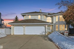 27 CORMACK Crescent  Edmonton, AB T6R 2E7