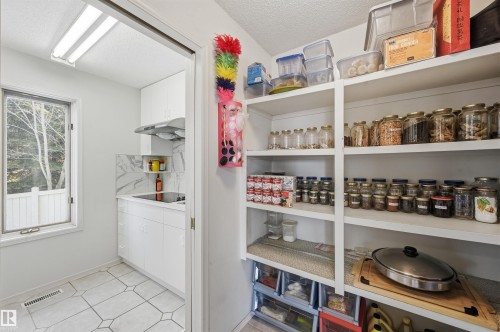 27 Cormack Crescent, Edmonton, AB 