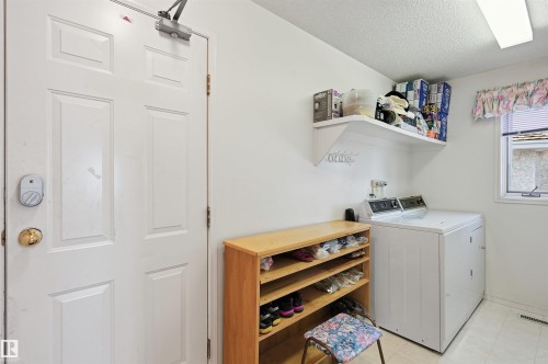 27 Cormack Crescent, Edmonton, AB 