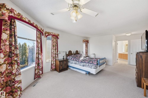 27 Cormack Crescent, Edmonton, AB 