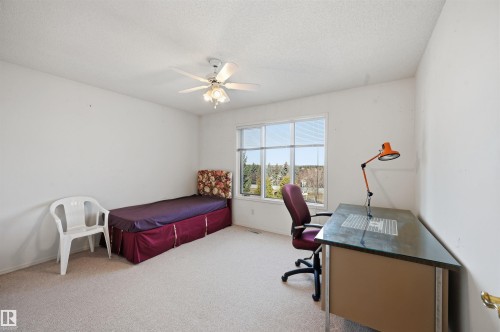 27 Cormack Crescent, Edmonton, AB 