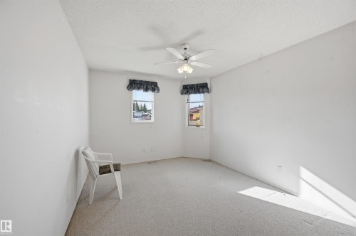 27 Cormack Crescent, Edmonton, AB 