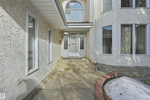 27 Cormack Crescent, Edmonton, AB 