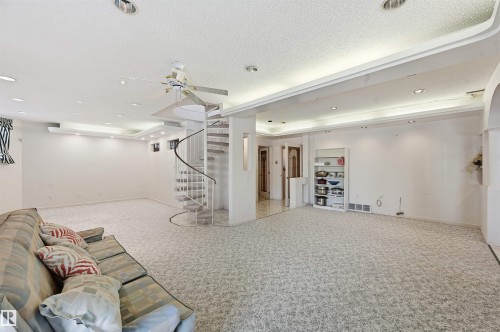 27 Cormack Crescent, Edmonton, AB 