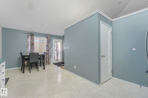 11105 9 Avenue, Edmonton, AB - Indoor