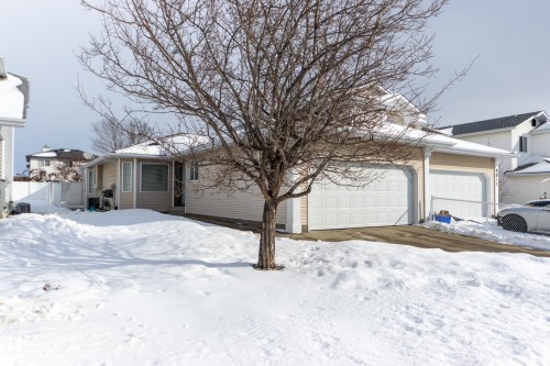 View of front of house featuring a garage - 9916 178 Avenue, Edmonton, AB - Outdoor