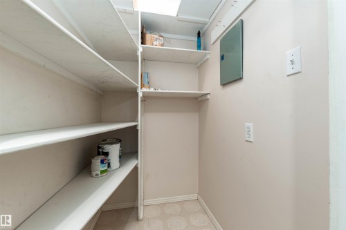 103 10731 84 Avenue, Edmonton, AB - Indoor With Storage