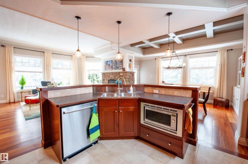 47 River Heights Drive, Edmonton, AB - Indoor Photo Showing Kitchen With Double Sink