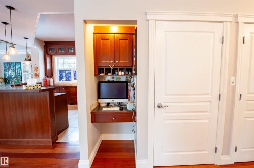 47 River Heights Drive, Edmonton, AB - Indoor Photo Showing Other Room