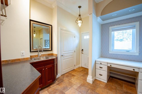 47 River Heights Drive, Edmonton, AB - Indoor