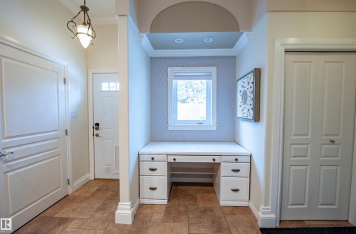 47 River Heights Drive, Edmonton, AB - Indoor Photo Showing Other Room
